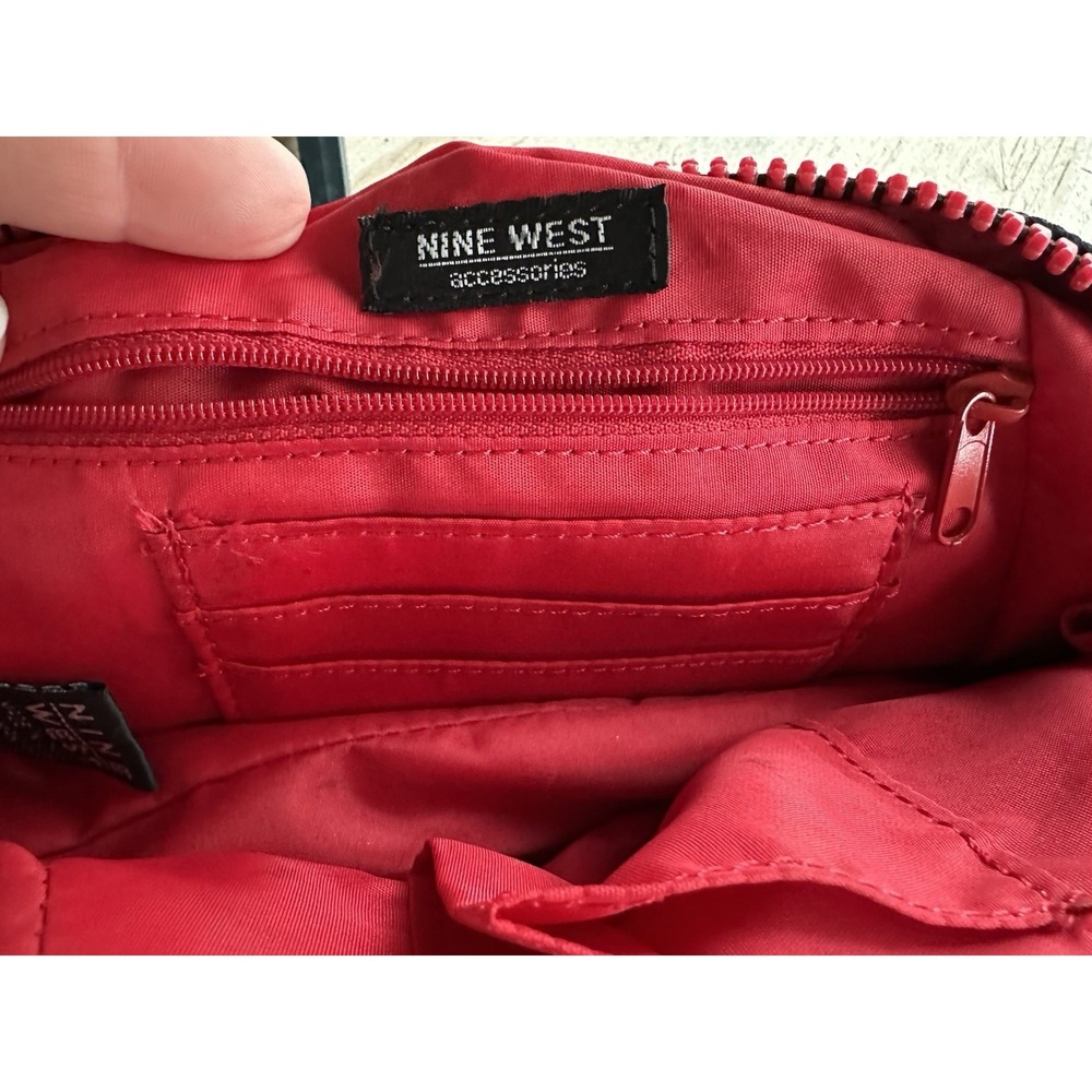 Vintage Nine West Y2K Black Red Handbag Small Purse Zip - Picture 13 of 16